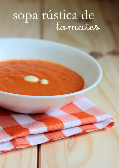 sopa rústica de tomates