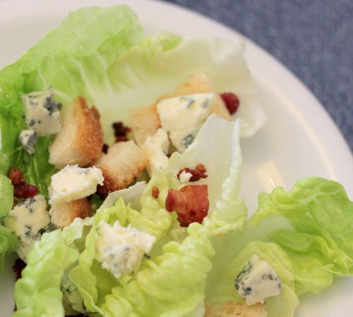 Salada refrescante com Roquefort e Bacon